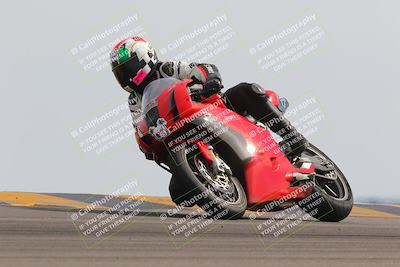 media/Nov-05-2022-SoCal Trackdays (Sat) [[f8d9b725ab]]/Turn 9 (110pm)/